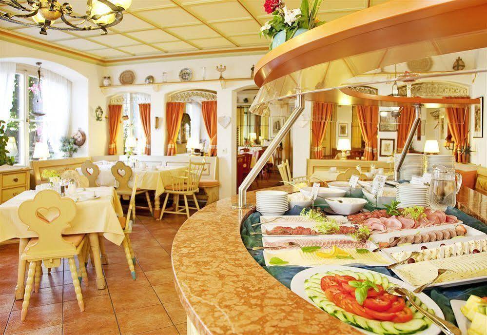 Hirsch Hotel